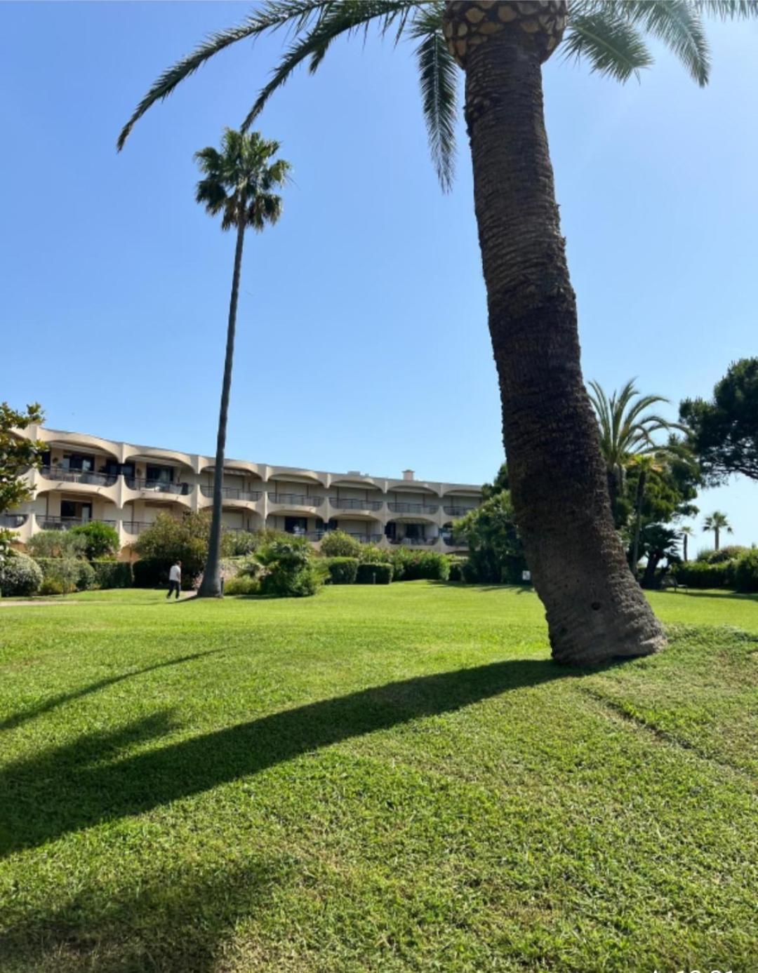 Charmant Studio Villeneuve-Loubet Buitenkant foto